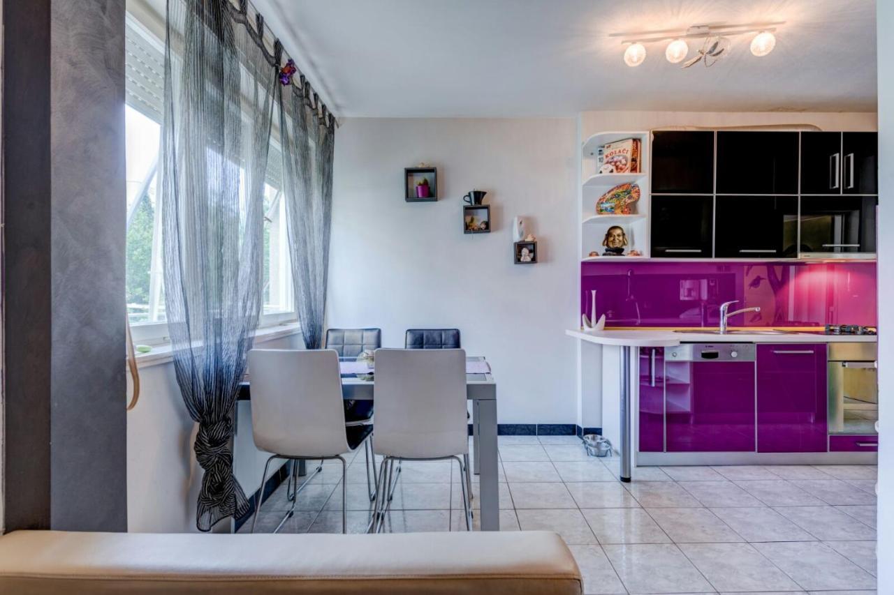 Cool Cozy Apartment Spalato Esterno foto