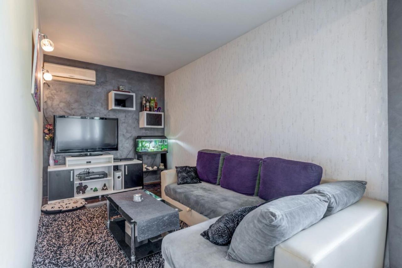 Cool Cozy Apartment Spalato Esterno foto